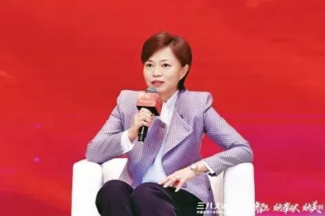  中行纽约巴黎分行换帅；任立肖立军履新重任。 企业服务 中行纽约巴黎分行换帅；任立肖立军履新重任。 企业服务