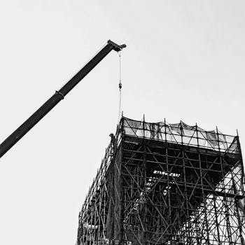  市场震荡中，民族品牌工程指数稳守关键点位；成分股分化明显，机构看好全年业绩回暖。 股票财经