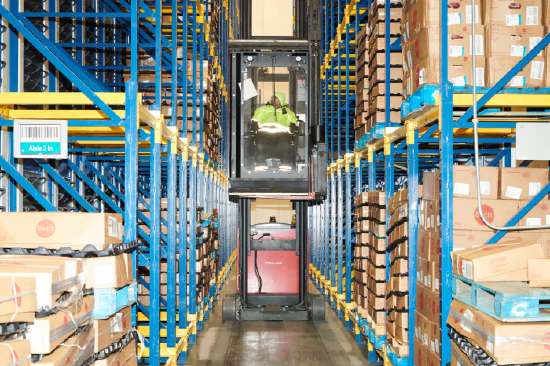 冷链物流重构：美国仓储市场供需失衡的深度复盘 企业服务