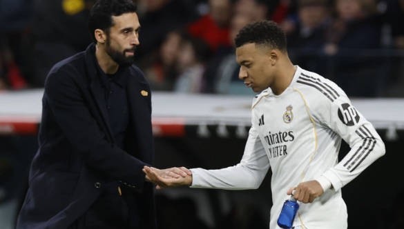  顶级球星心态管理指南：如何应对教练战术调整的心理博弈 体育新闻 顶级球星心态管理指南：如何应对教练战术调整的心理博弈 体育新闻