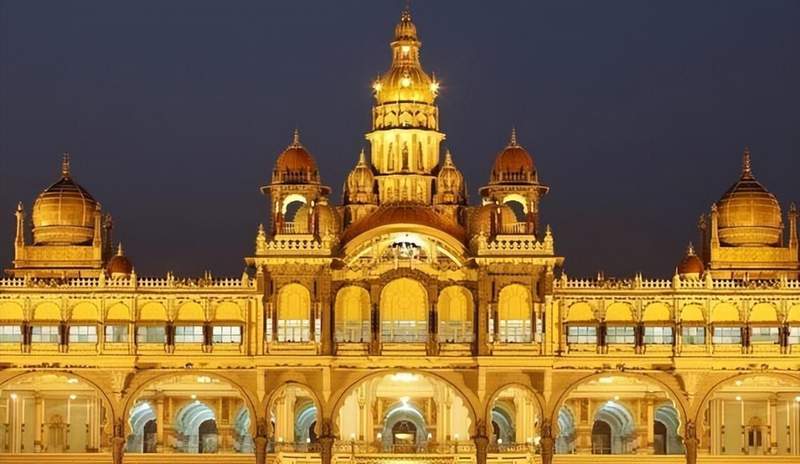  欠债的豪庭与追债的无奈：一位中国银行人的十年等待 新闻