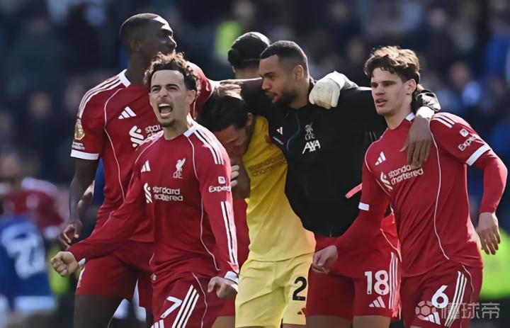 【深度复盘】范戴克绝杀背后的战术逻辑与琼斯德比执念：利物浦本土中场的生存法则