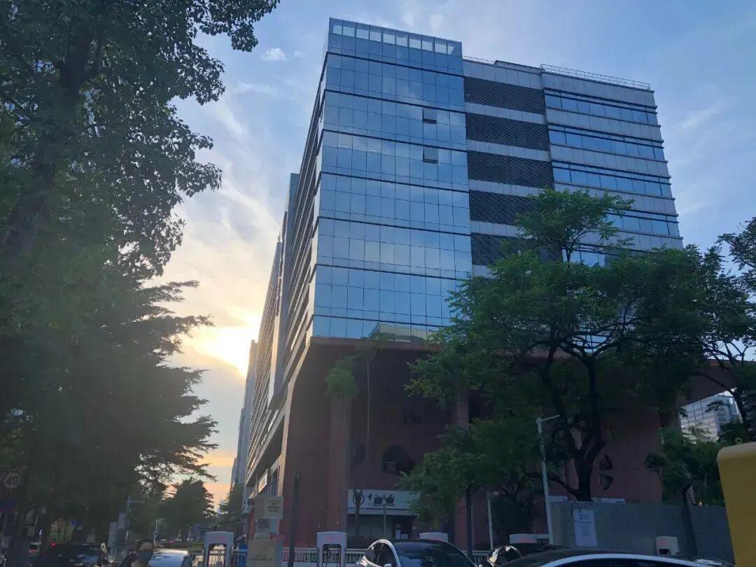  技术参数深度拆解：红松大厦4.2米层高与双地铁口的甲级商务价值矩阵 房产家居