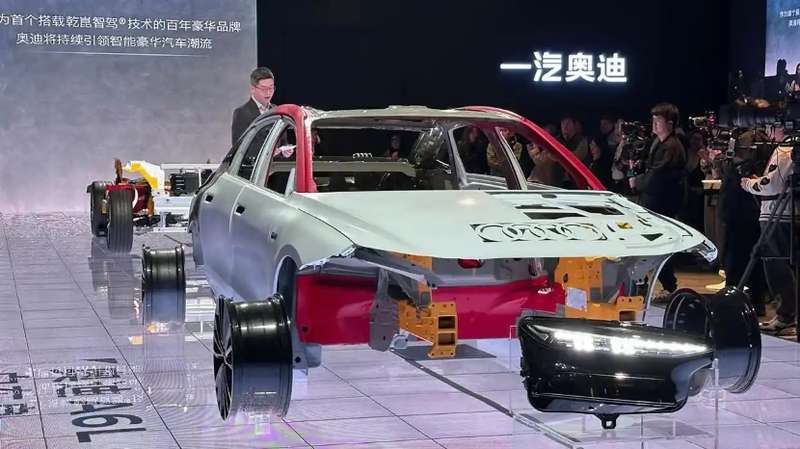  【技术解码】德系工程底色遇上华为智驾：奥迪A6L e-tron如何重塑豪华纯电旗舰标准 汽车科技