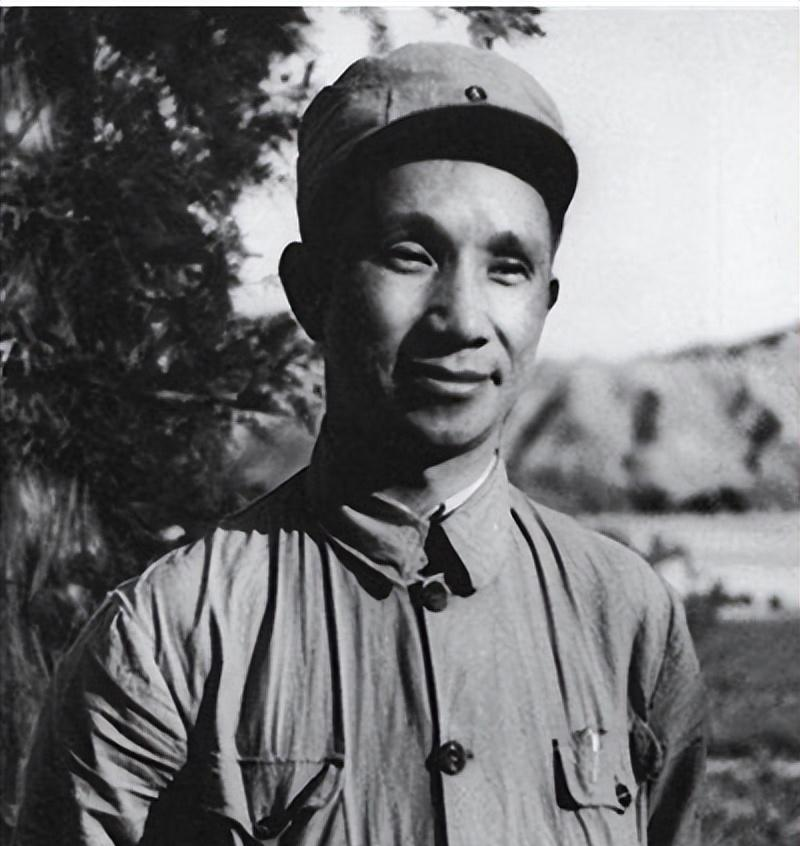  【战略复盘】粟裕“抗命”真相：一个月延迟背后的军事运筹密码 新闻