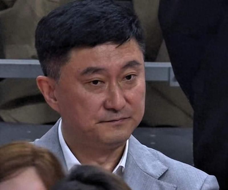 广东后卫困局:身体与战术的双重考验 体育新闻